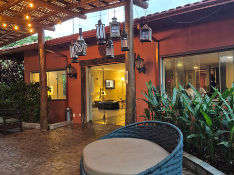 奥琳霍斯旅馆酒店主图