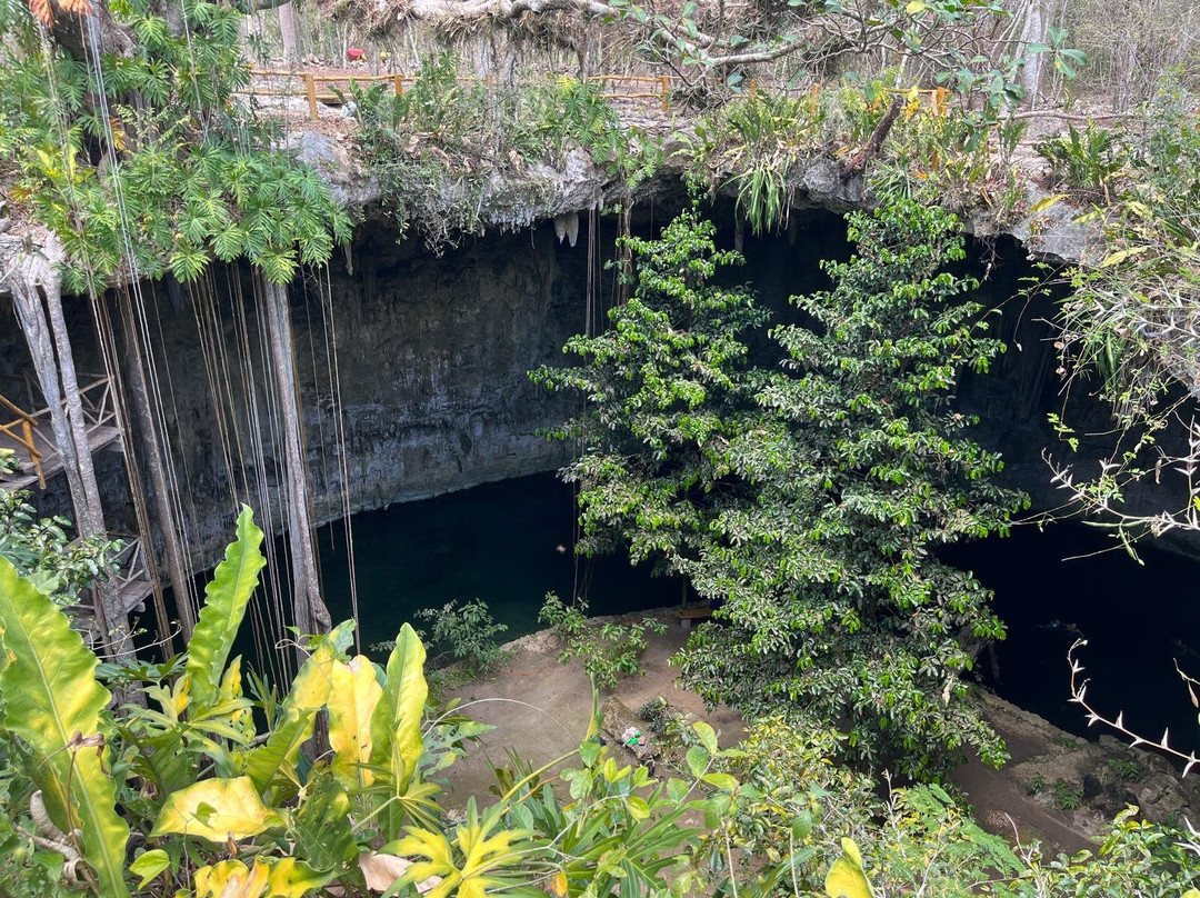 Cenote SAC-AUA-巴利亚多利德必去景点