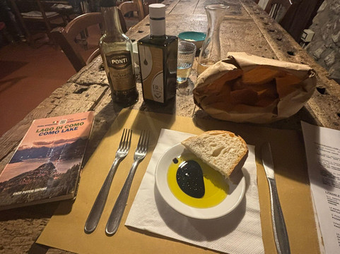 阿尔玛尼奇农庄酒店主图