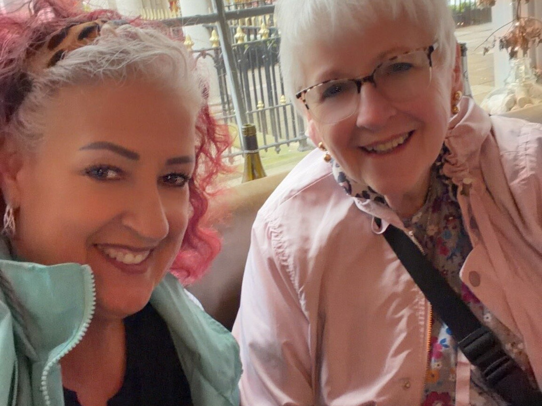 The  Crooked House of Windsor-温莎必去景点