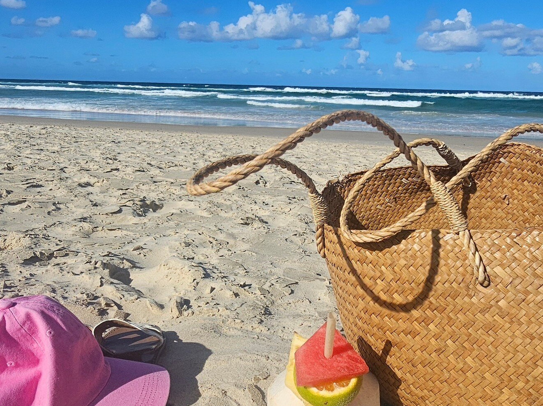 Supercar Holidays-冲浪者天堂必去景点