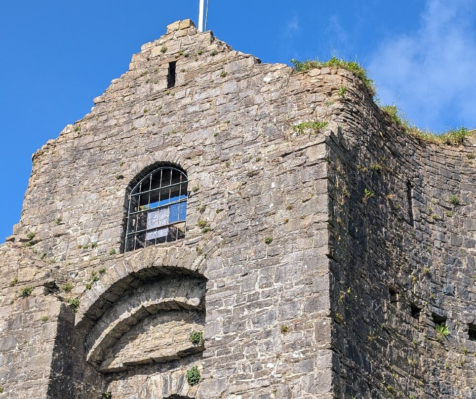 Oystermouth Castle-Mumbles必去景点