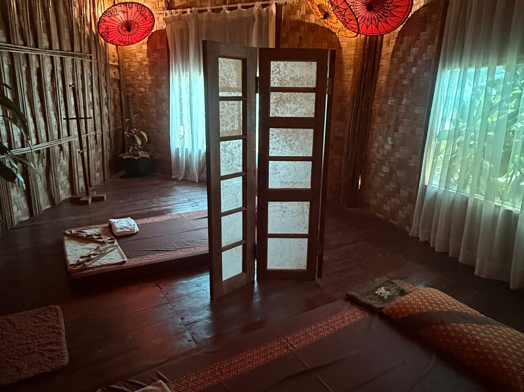 伊斯卡拉度假酒店主图