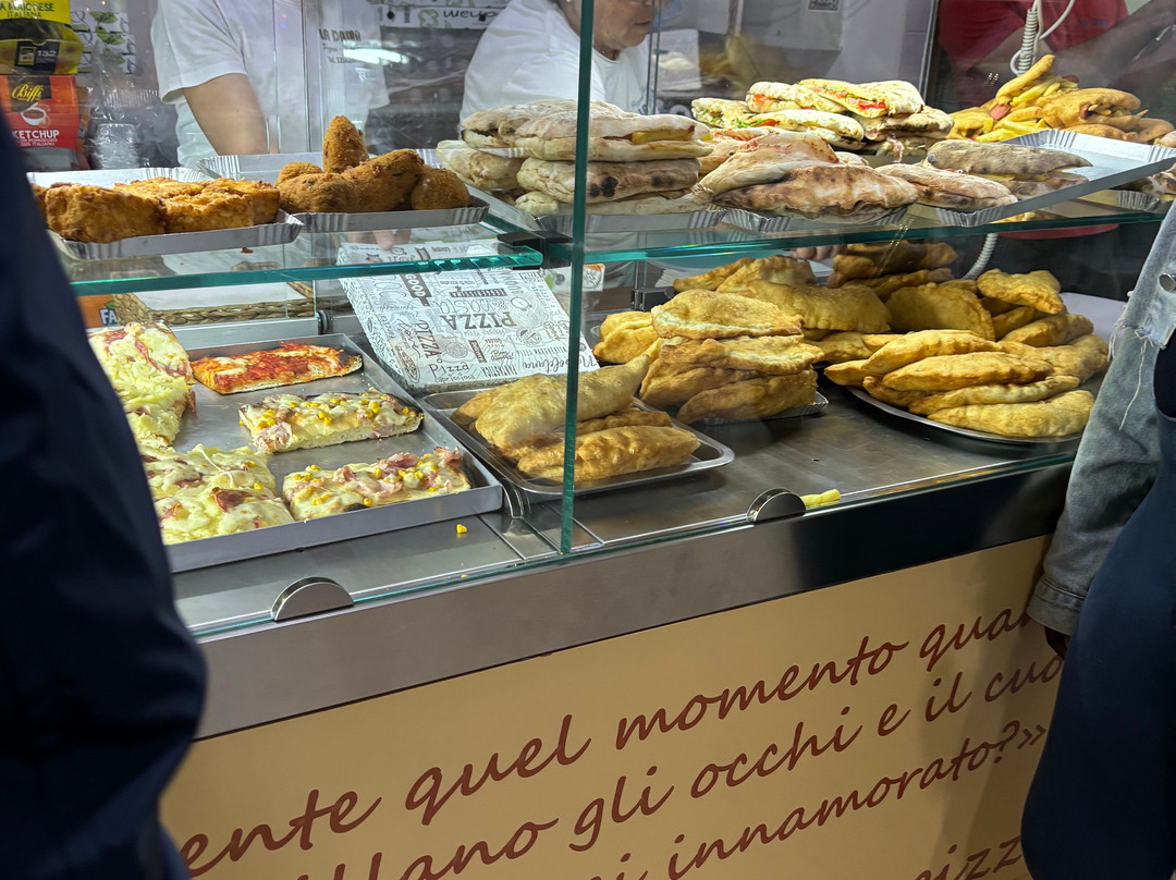 Pizzeria e rosticceria La DAMA
