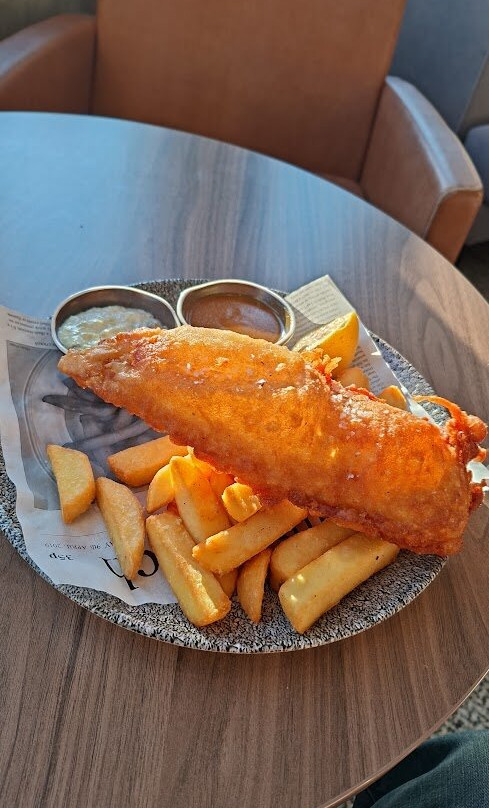 特尔福德高尔夫度假水疗酒店主图