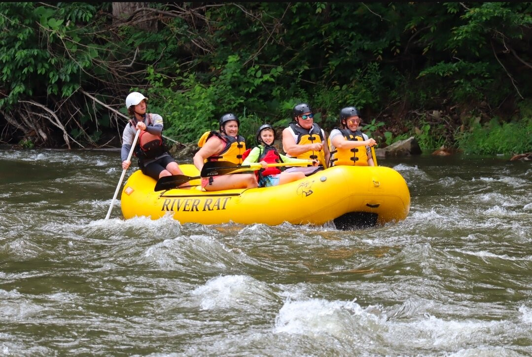 River Rat Whitewater Rafting-Hartford必去景点