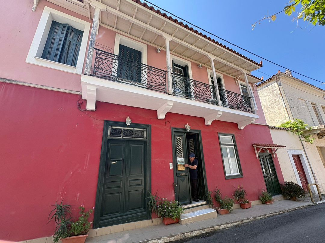 Permanent Exhibition of Traditional Greek Costume-Limni必去景点