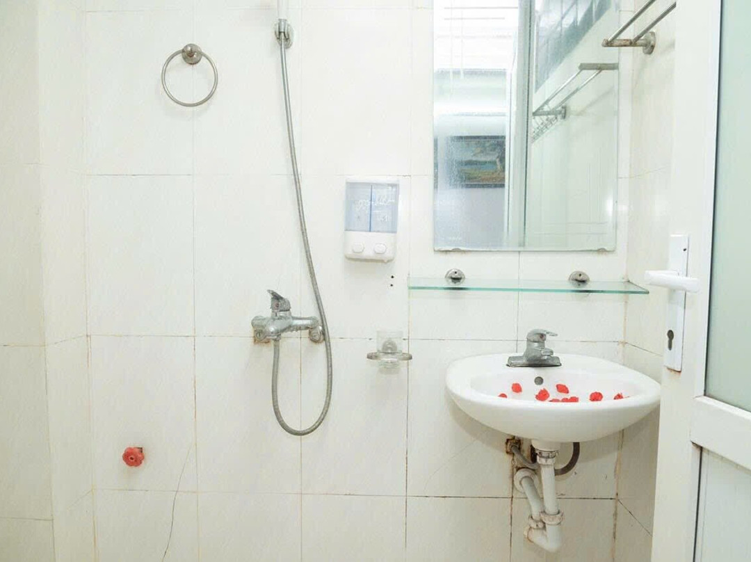 Hotel Phuong Dong