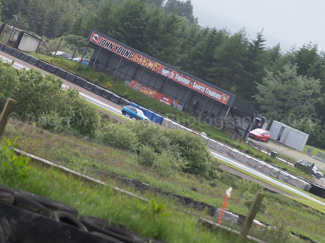 Knockhill Racing Circuit-丹弗姆林必去景点