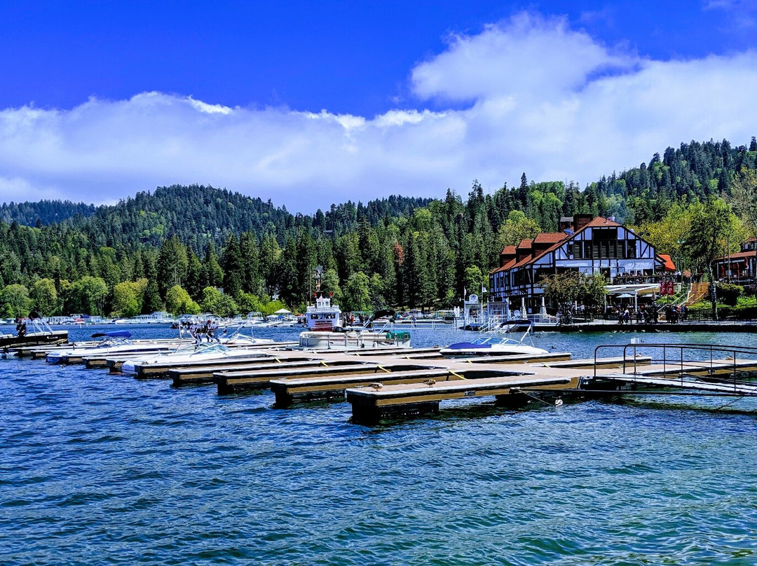 Lake Arrowhead Village-箭头湖必去景点