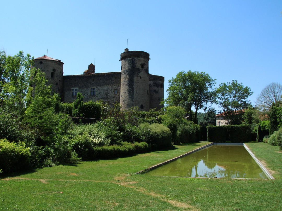 Forteresse de Saint-Vidal-Saint-Vidal必去景点