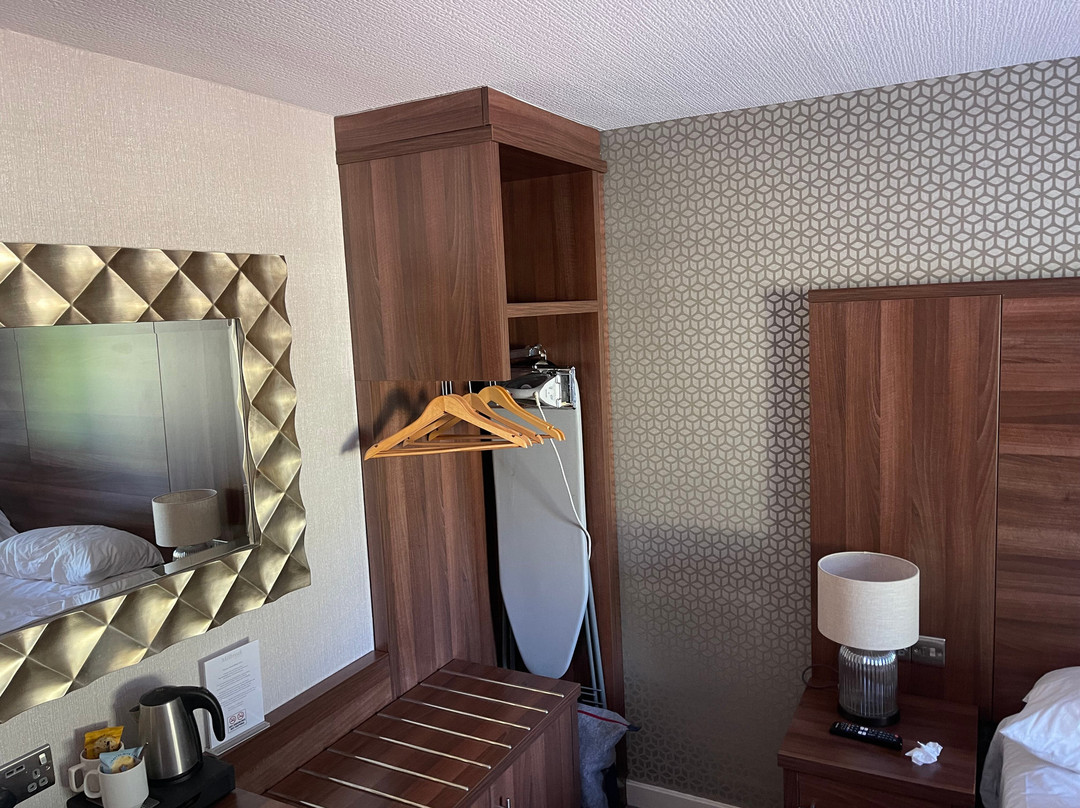 The Melbreak Hotel主图