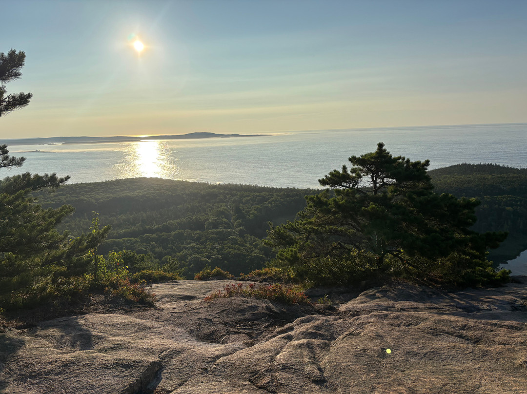 Champlain Mountain & Beehive Loop Trail-阿卡迪亚国家公园必去景点