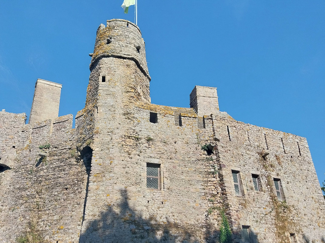 Chateau Fort de Pirou-Pirou必去景点