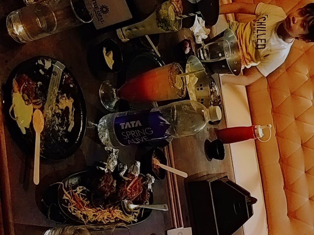 欧帕尔蓝普尔酒店主图