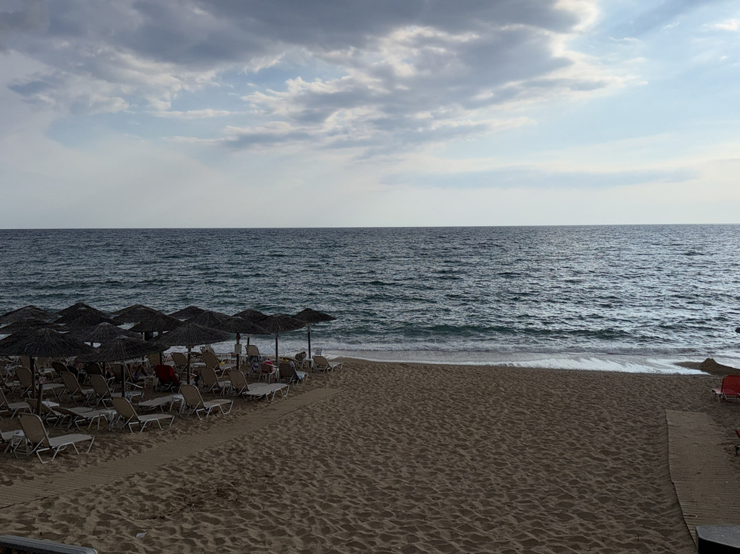 Ocean View Rooms主图