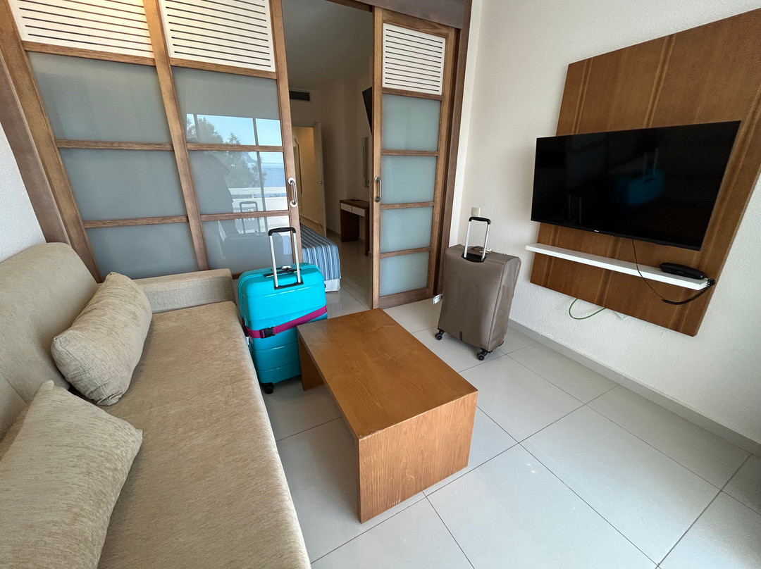 Sirenis Seaview Country Club主图
