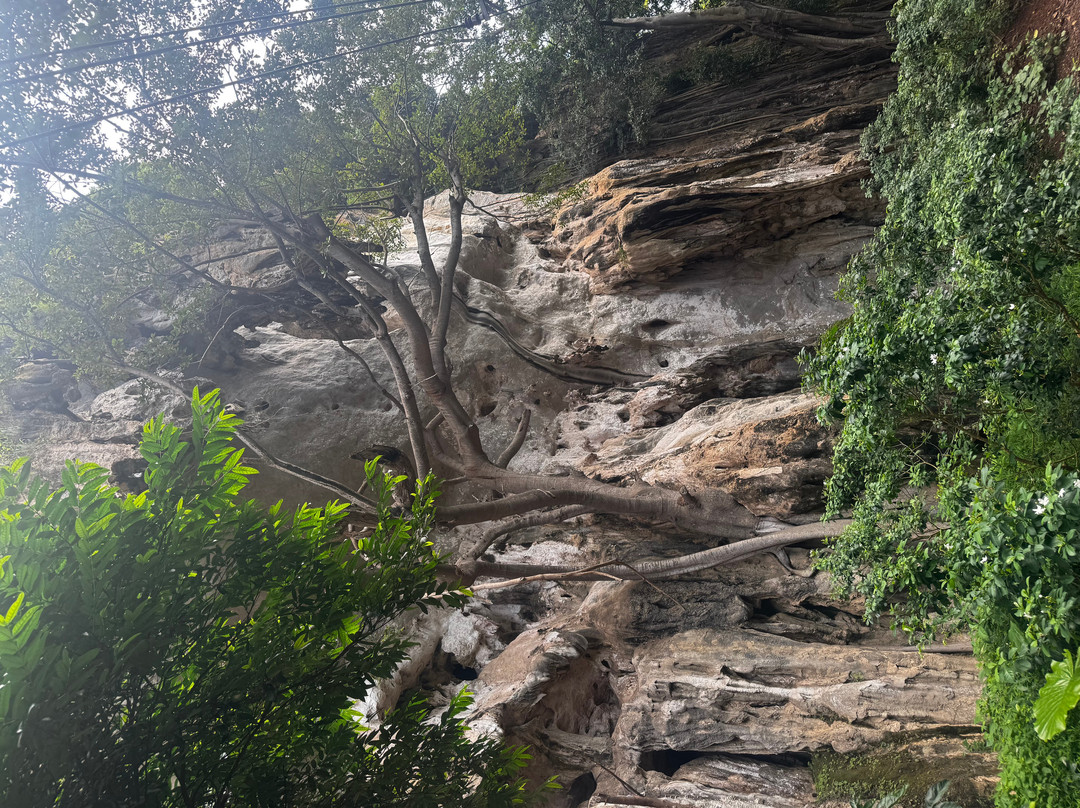 Diamond Cave Tham Phra Nang Nai-奥南必去景点