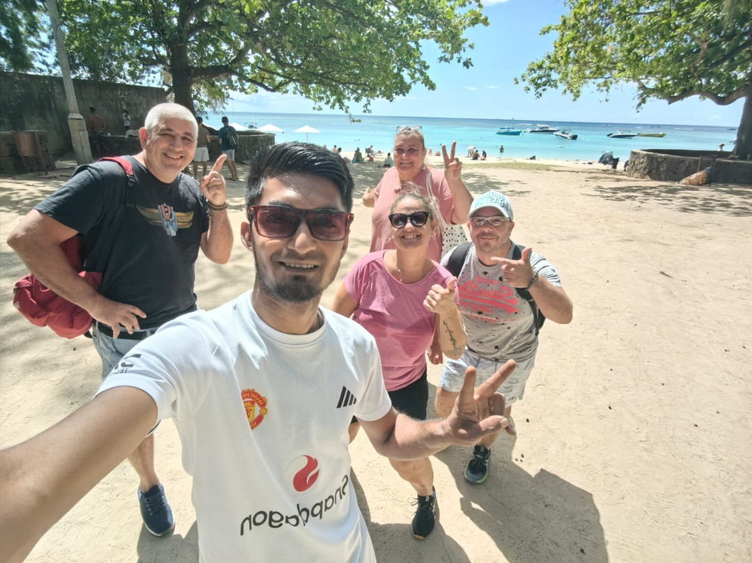 Taxi Service Mauritius (TRAVELHUB)-卡特勒博尔纳必去景点