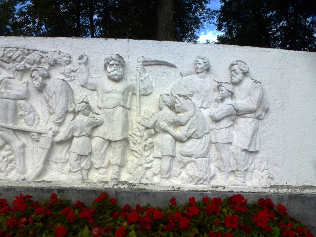 Nekrasov Monument-雅罗斯拉夫必去景点