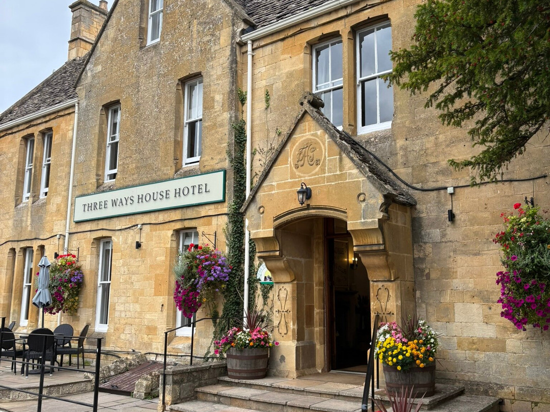 Three Ways House Hotel = 三路之家酒店主图