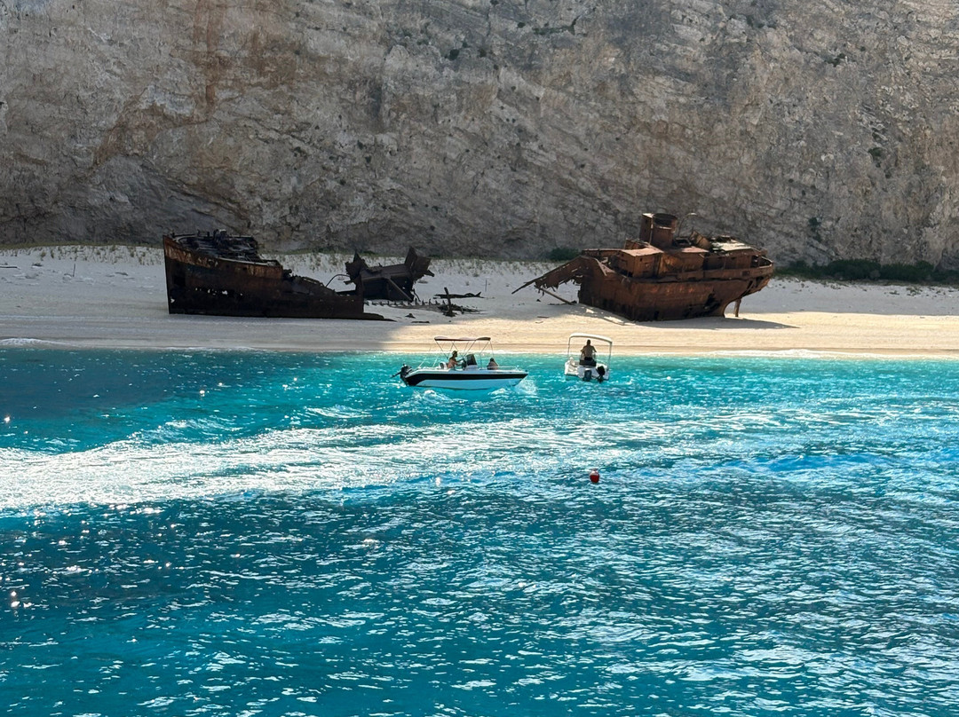 阿里卡纳斯海滩大酒店Zante Plaza主图
