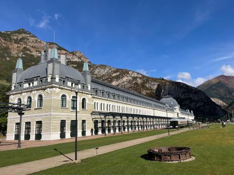 坎弗朗克站皇家世外桃源酒店-旅行者