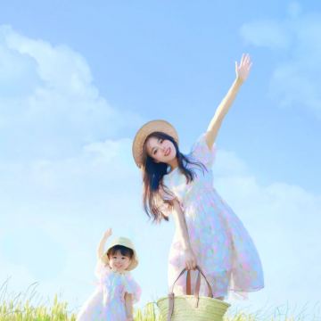 新疆北疆+乌鲁木齐+喀纳斯景区+赛里木湖10日9晚跟团游