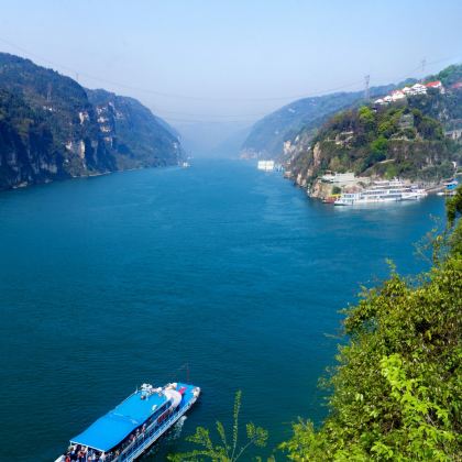 恩施市+长江三峡+三峡大坝4日3晚跟团游