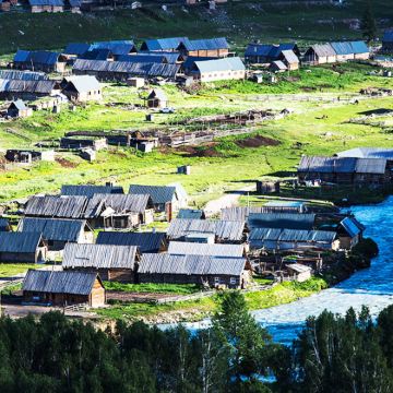 新疆北疆+阿勒泰地区+阿勒泰市+喀纳斯景区+禾木风景区5日4晚拼小团