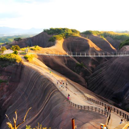 韶关+郴州+高椅岭旅游区+东江湖旅游区+丹霞山4日3晚私家团