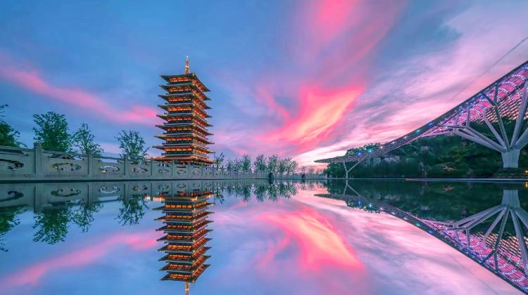 南京5日4晚跟團遊·20成人小團+升級市中心5鑽連住+紅山動物園+含接送+秦淮河遊船+58秦淮八絕 贈24h接送