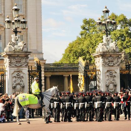 英国伦敦+牛津+剑桥+约克+科茨沃尔德+纽卡斯尔+温德米尔+利物浦+达勒姆14日13晚私家团