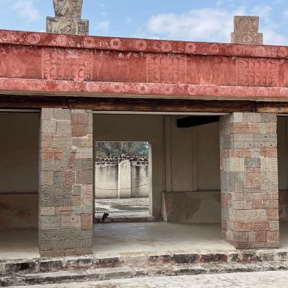 墨西哥墨西哥城+霍奇米尔科+日月金字塔2日1晚拼小团