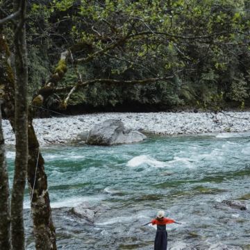 大理市+怒江+贡山+秋那桶+腾冲8日7晚拼小团