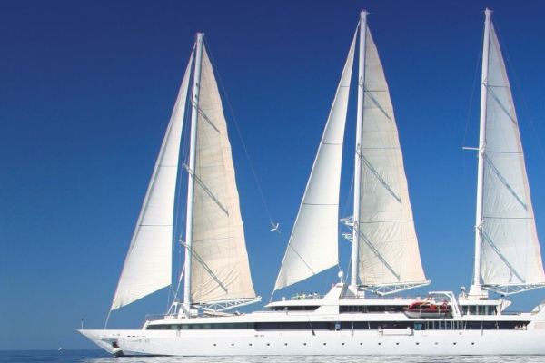 8 days · Caribbean · Marigot - Prickley Pear Cays - Gustavia - Charlestown - Barbuda - Guadeloupe - Pointe A Pitre