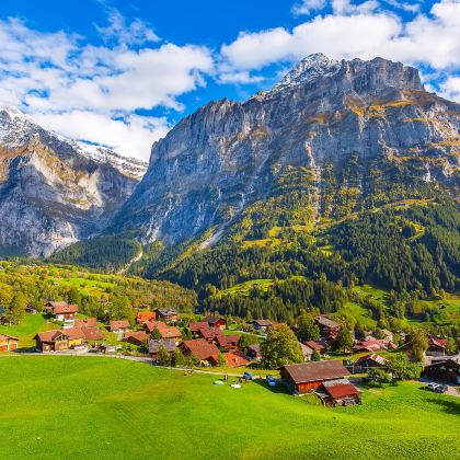 瑞士日内瓦+洛桑+蒙特勒+采尔马特+洛伊克巴德+因特拉肯+卢塞恩+苏黎世+伯尔尼10日跟团游