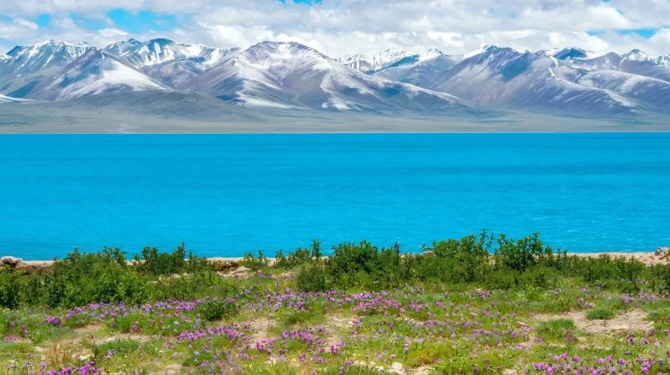 5-day 4-night · Private Tour · Lhasa + Potala Palace + Yamdrok Yumtso + Namtso