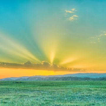 内蒙古鄂尔多斯+希拉穆仁草原+响沙湾+成吉思汗陵6日5晚私家团