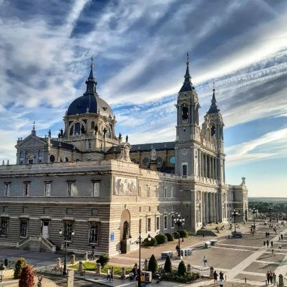 西班牙马德里+巴塞罗那+葡萄牙里斯本+波尔图8日7晚拼小团