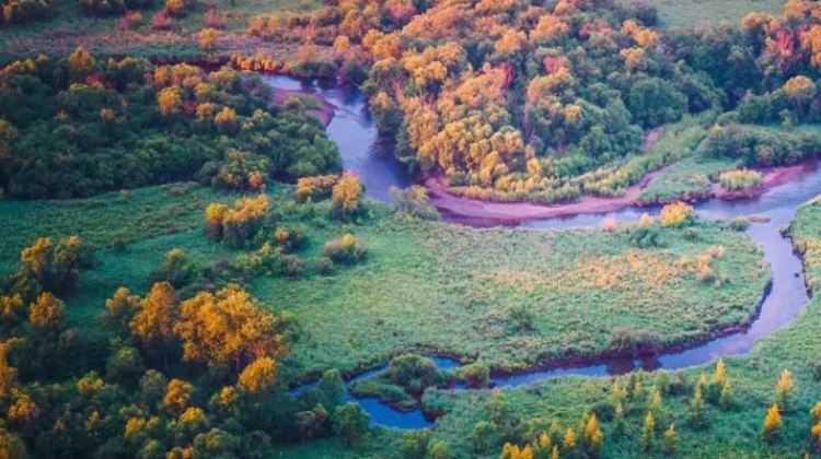 5-Day Northern China Private Tour from Beijing·Chengde Mountain Resort, Simatai Great Wall, Saihanba | Grassland Mongolia Nadam Festival | Ewenki Reindeer Tribe Experience