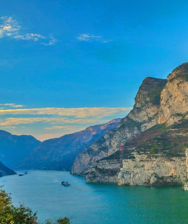 7D6N • Wuhan + Yangtze River Three Gorges + Chongqing + Hubei Provincial Museum