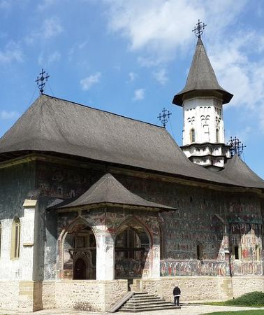 9D8N • Private 9-Day Transylvania and Bucovina UNESCO Tour in Historical Romania