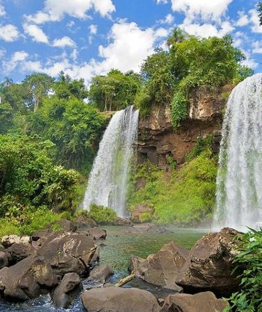 2D1N • 2 Day Argentinian and Brazilian Iguazu Falls