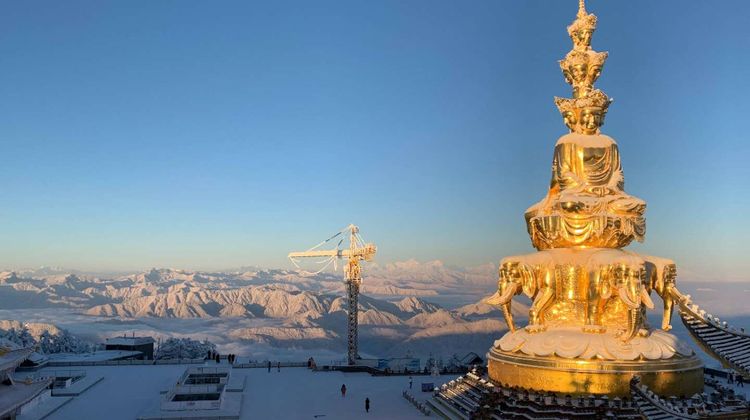 成都+都江堰+九寨沟+黄龙风景名胜区+峨眉山+乐山7日6晚跟团游·纯玩0 