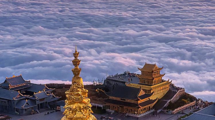 8-day 7-night · Private Tour · Chengdu + Chongqing + Emeishan + Leshan + Dujiangyan Scenic Area