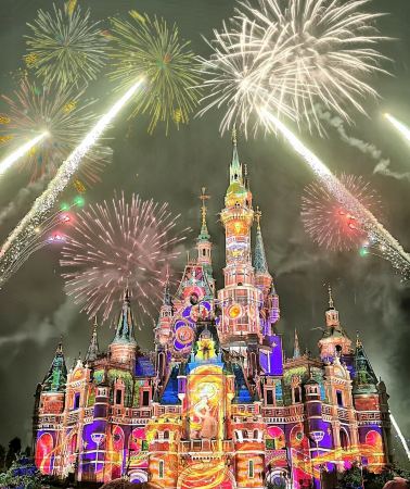 7D6N • Shanghai + Suzhou + Hangzhou + Wuzhen + Shanghai Disney Resort - 9-person group with 24-hour pick-up and drop-off service