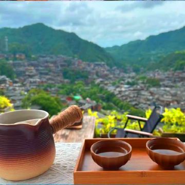 贵州贵阳+黄果树景区+荔波+西江千户苗寨+镇远县5日4晚拼小团