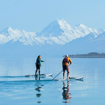 新西兰北岛+南岛+奥克兰+罗托鲁瓦+基督城+皇后镇10日跟团游