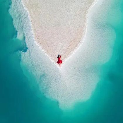 青海湖景区+莫高窟+察尔汗盐湖+黑独山+可可西里国家级自然保护区+西宁10日9晚拼小团